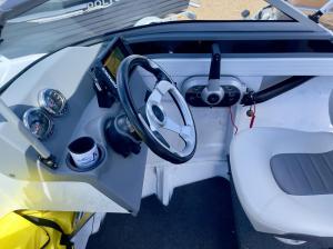 Quintrex 450 Fishabout 