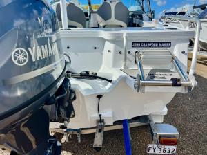 Quintrex 430 Fishabout