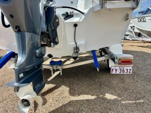 Quintrex 430 Fishabout