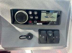 Quintrex 430 Fishabout